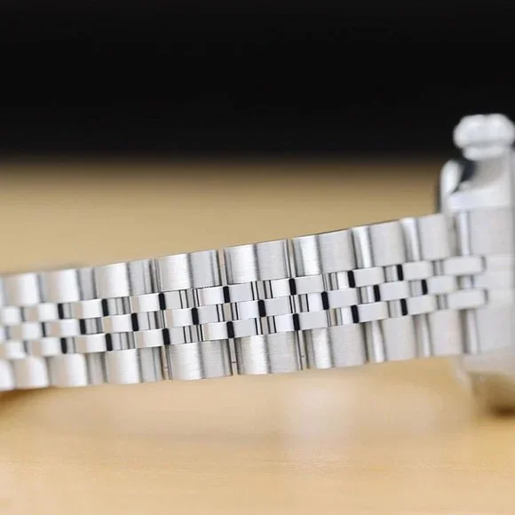 Rolex Ladies Custom Diamond 18k White Gold Watch! STUNNING! - Picture 8 of 9